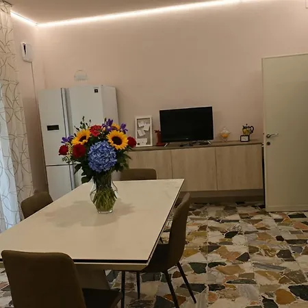Casa Della Fortuna Apartment *