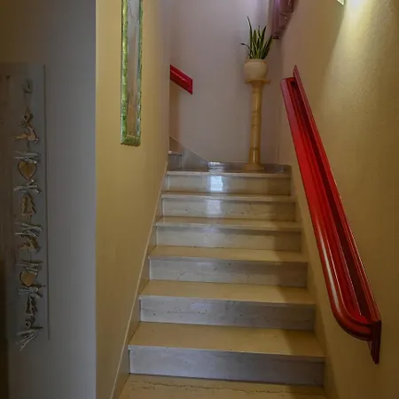 Casa Della Fortuna Apartment *